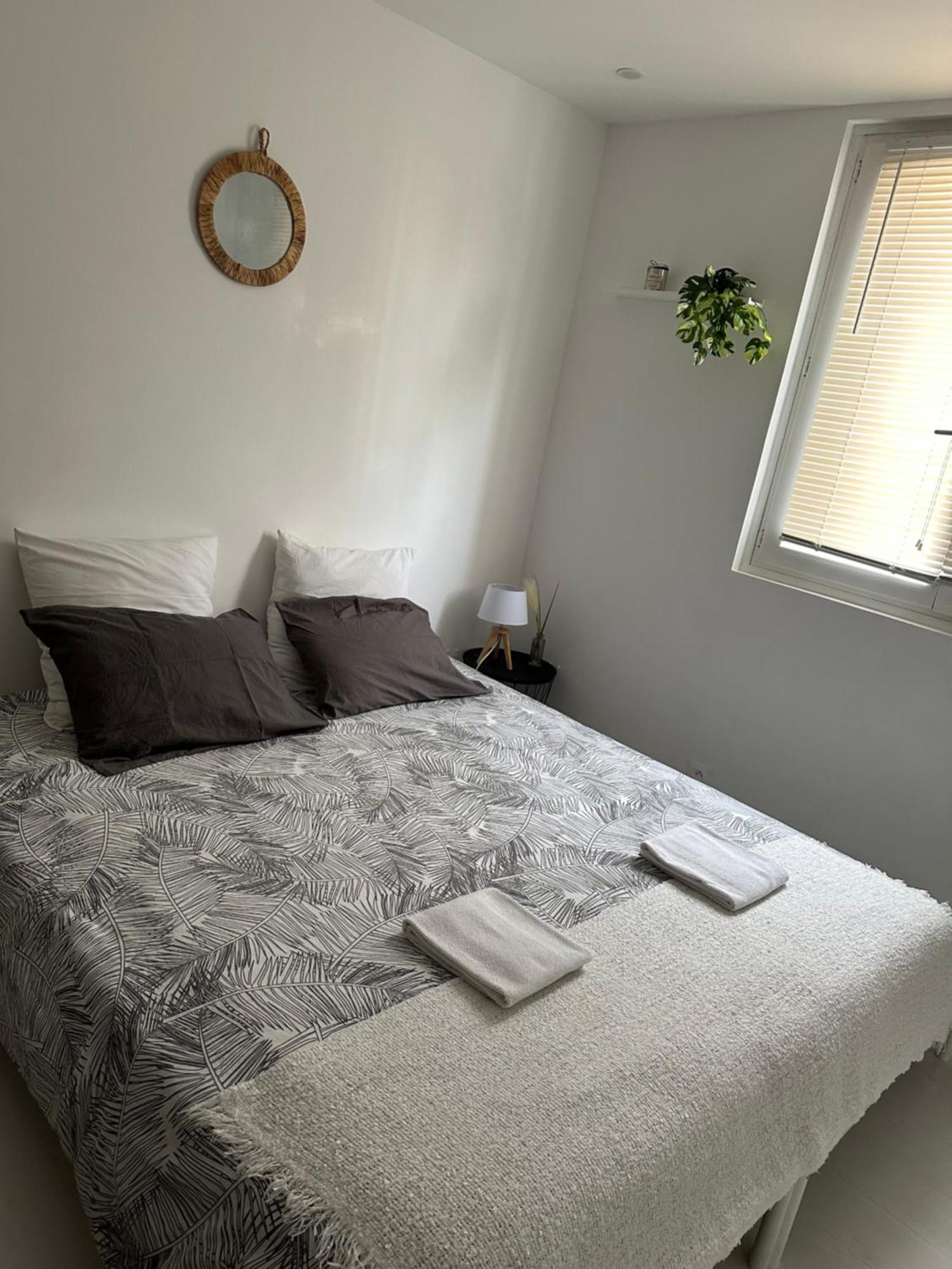 Privat Room In Private Security Residence With Free Parking, 1 Minute From Tramway, 9 Minutes From De Center, Accessible All Transports Nice Exteriör bild