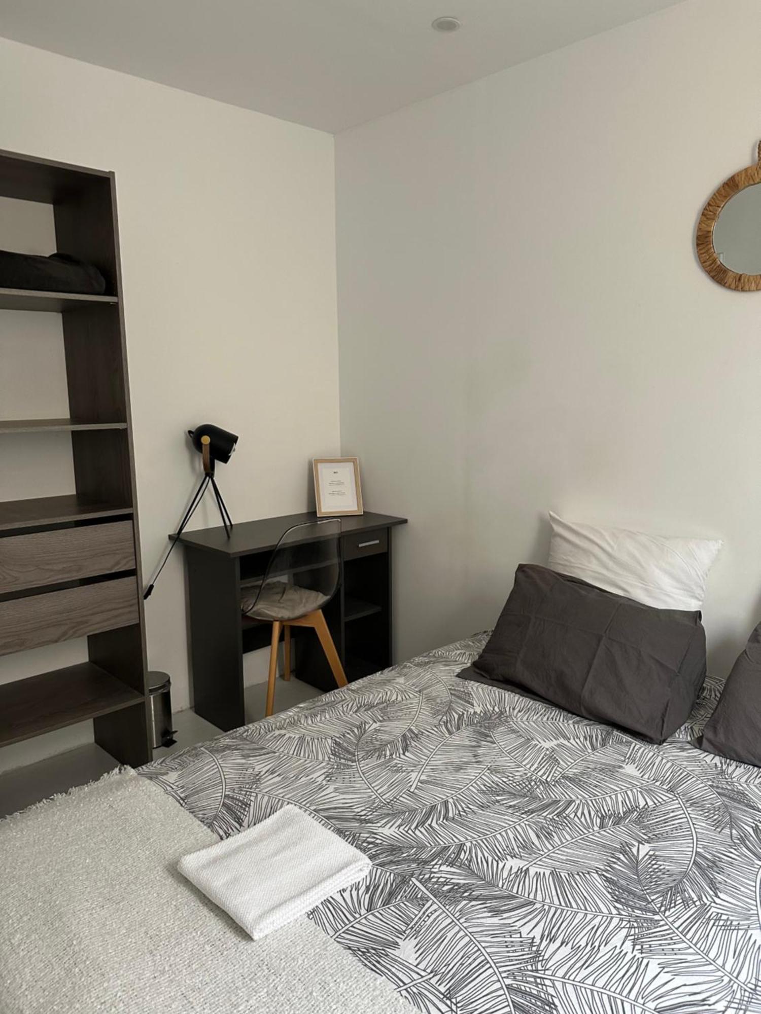 Privat Room In Private Security Residence With Free Parking, 1 Minute From Tramway, 9 Minutes From De Center, Accessible All Transports Nice Exteriör bild